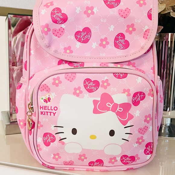 Hello kitty - Picture 9 of 15